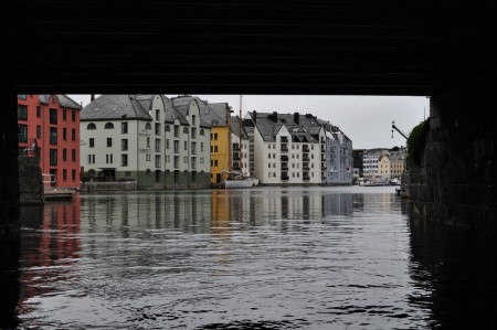 Unter der Hauptbrücke